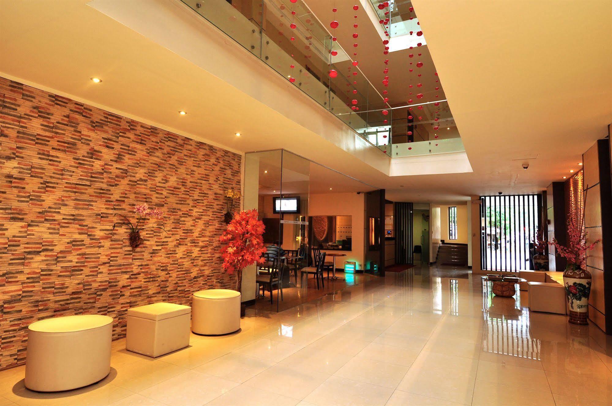 Dynasty Tourist Inn Cebu Exterior photo