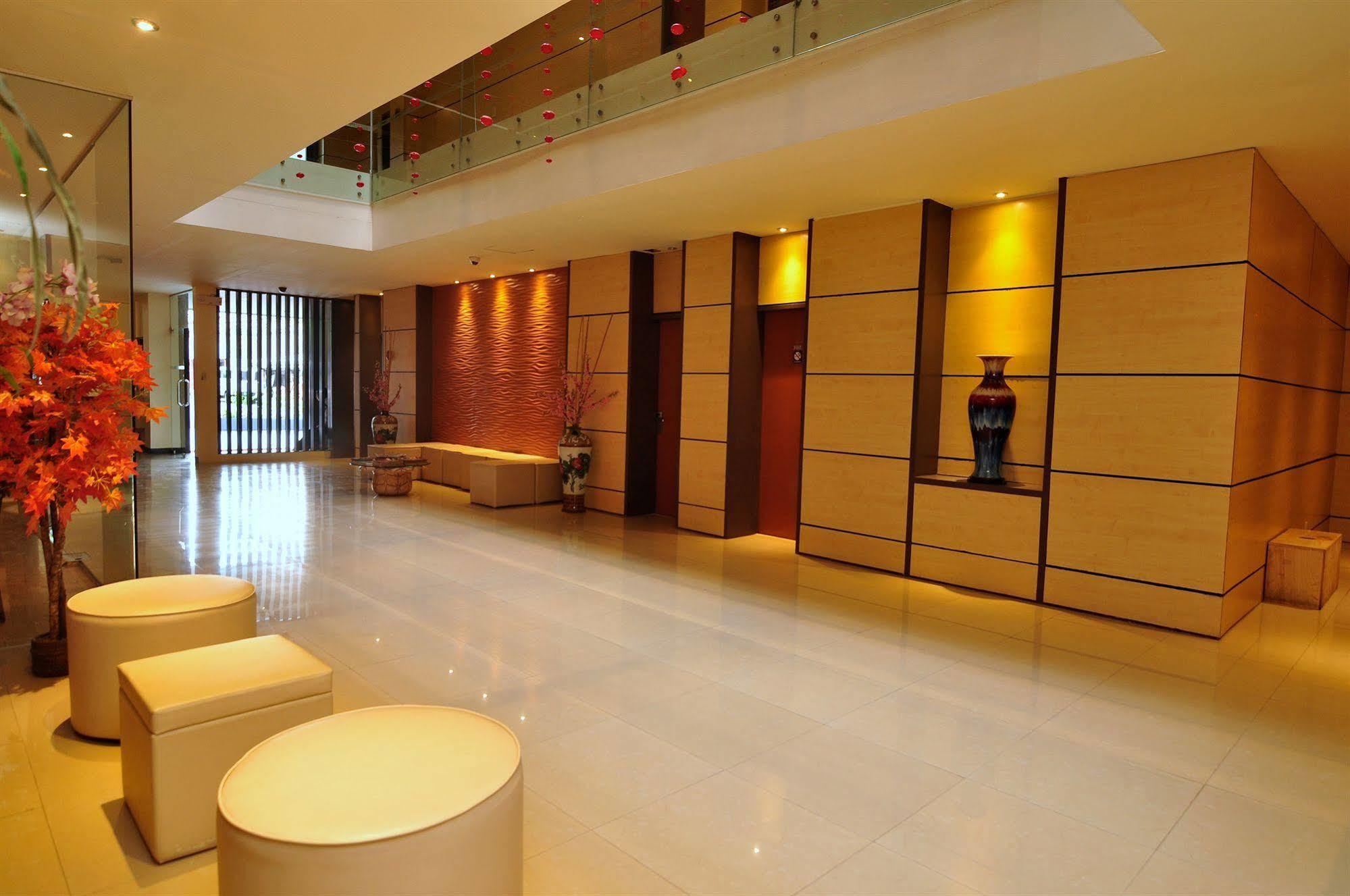 Dynasty Tourist Inn Cebu Exterior photo